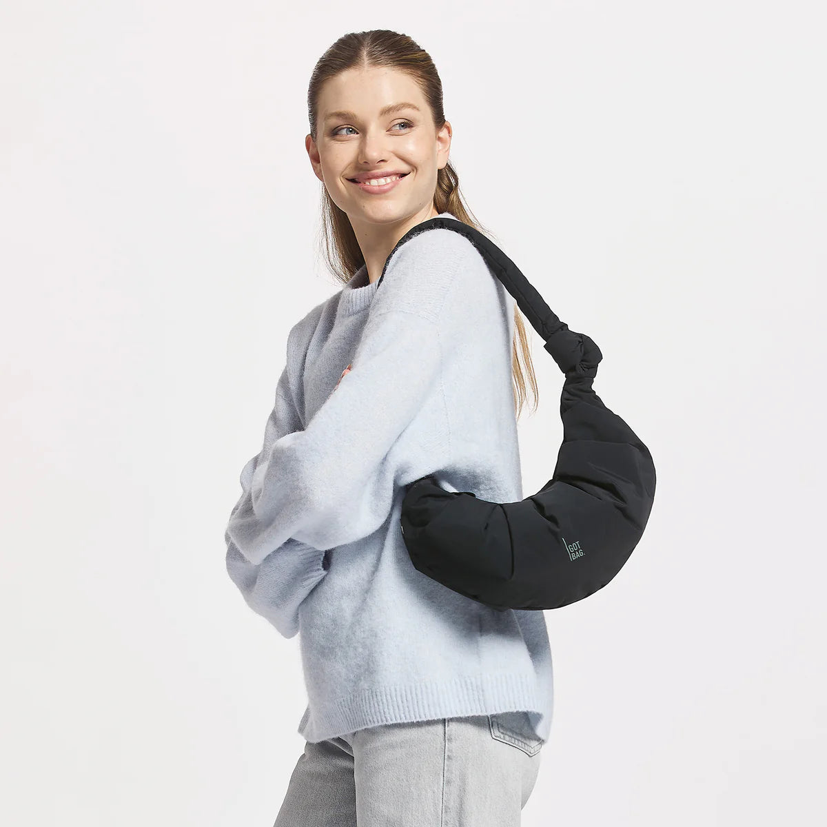 GOT BAG Pleat Moon Bag Small