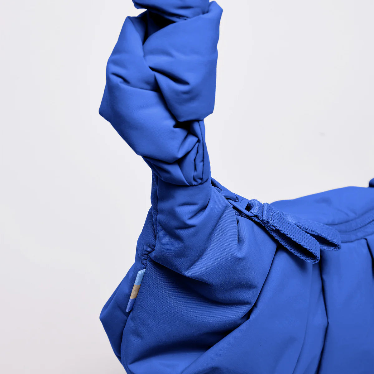 GOT BAG Pleat Moon Bag Small