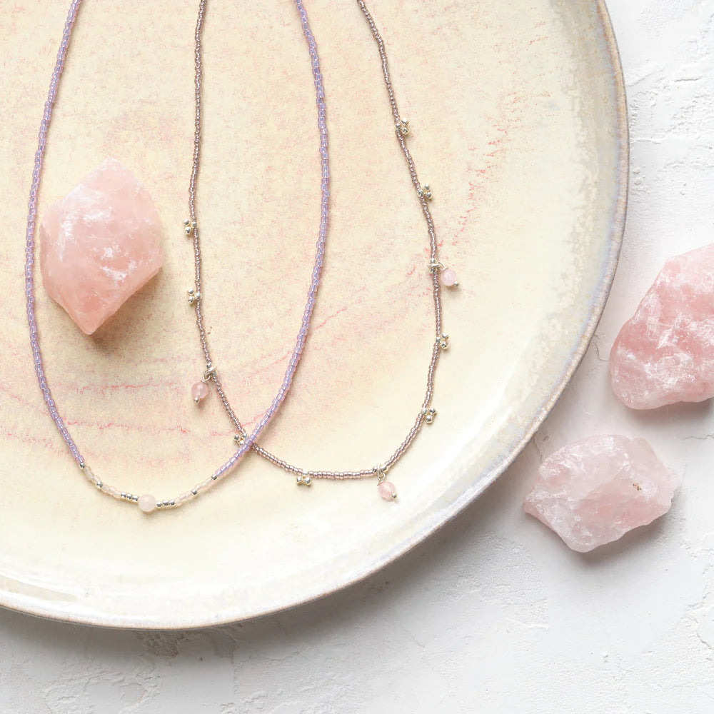 A BEAUTIFUL STORY Aware Rosenquartz Halskette