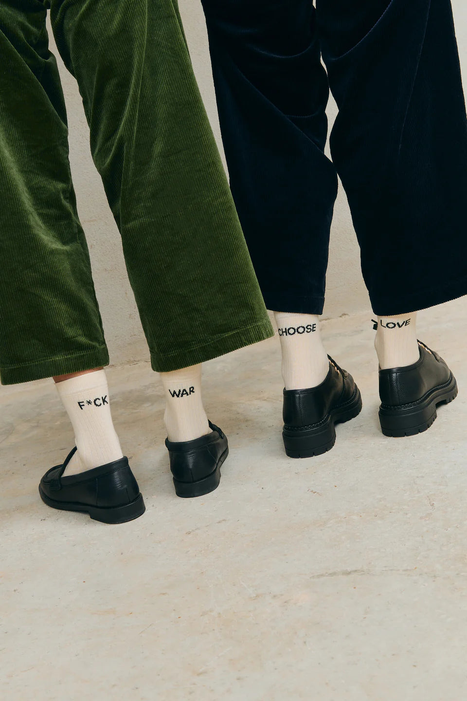 JUTELAUNE Choose Love Socks