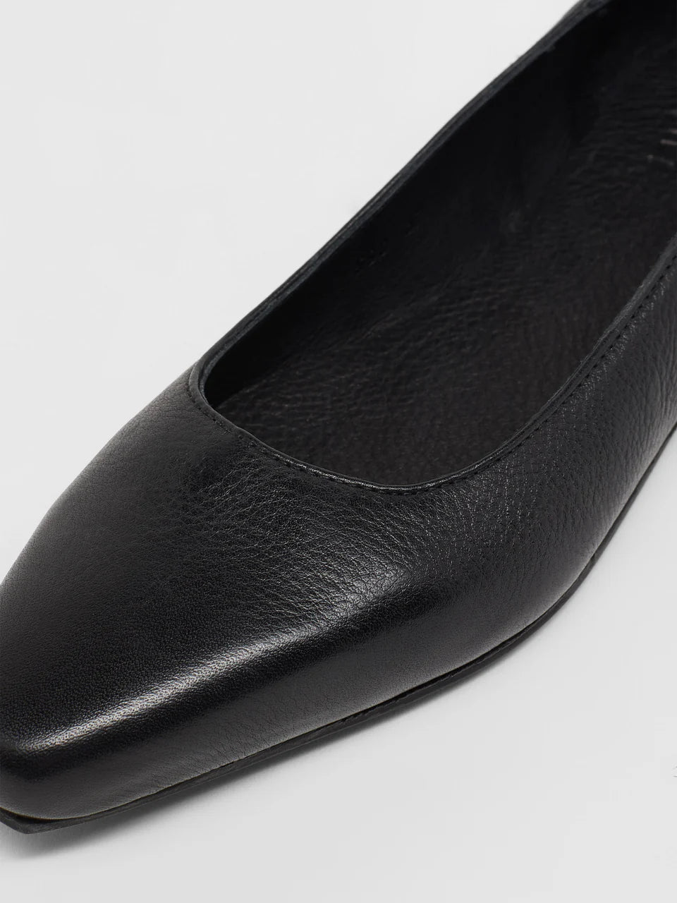 Lanius Ballerinas - aus vegetabil gegerbtem Leder