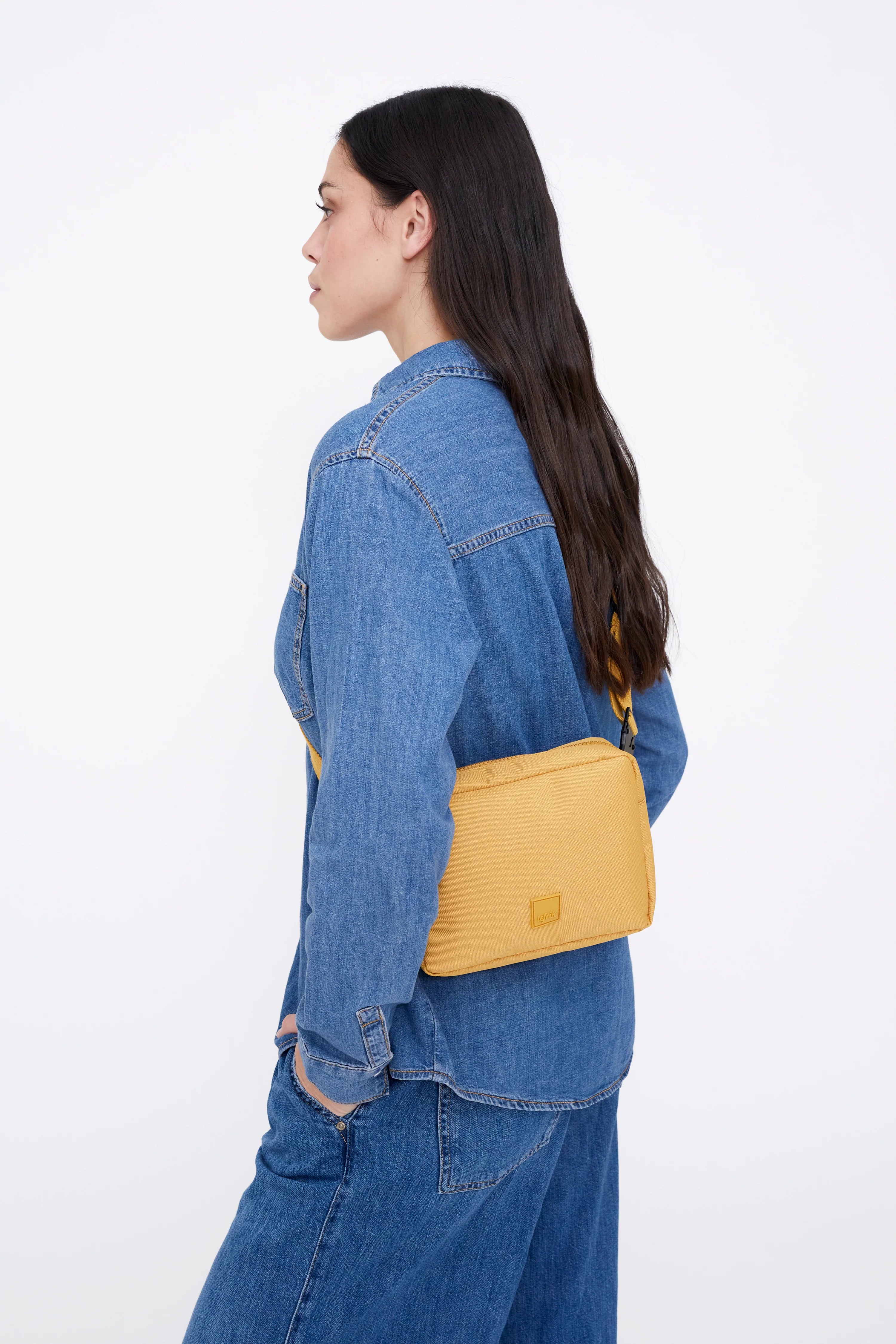 LEFRIK Reef Crossbody