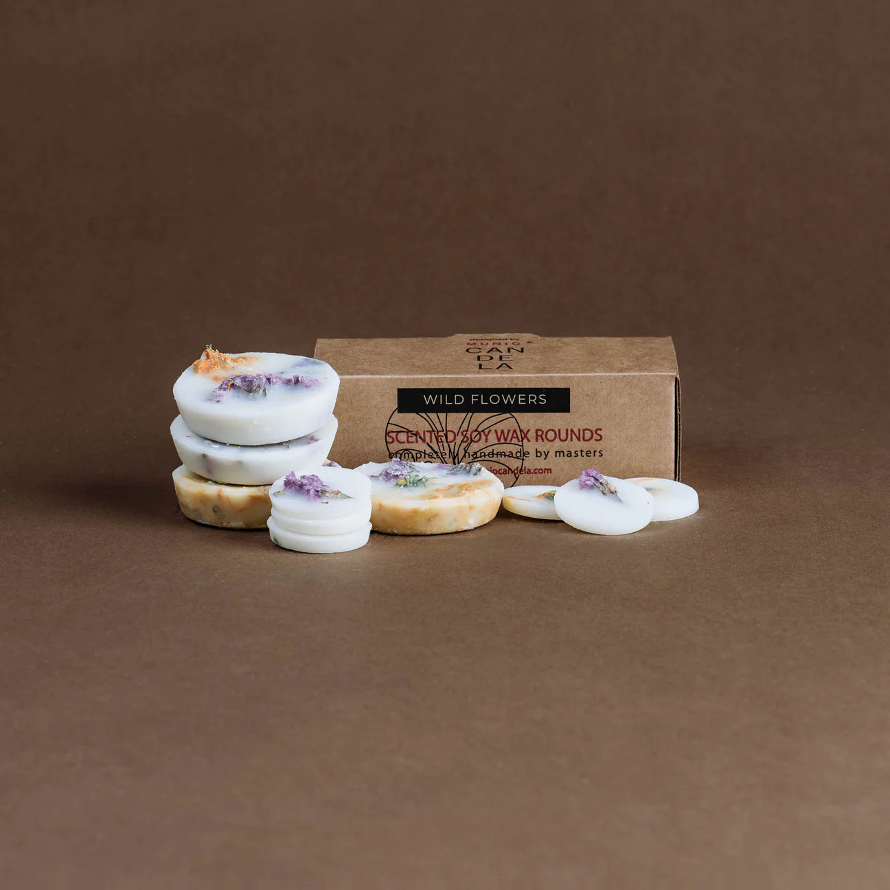 The MUNIO Mini soy wax flakes round 120 ml