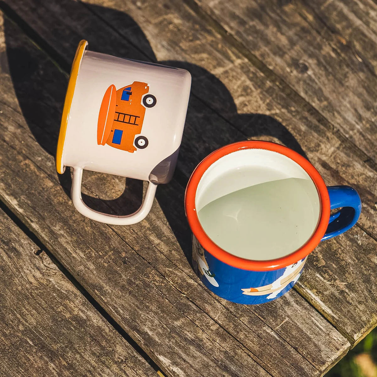 ROADTYPING Emaille Tasse - 250 ml