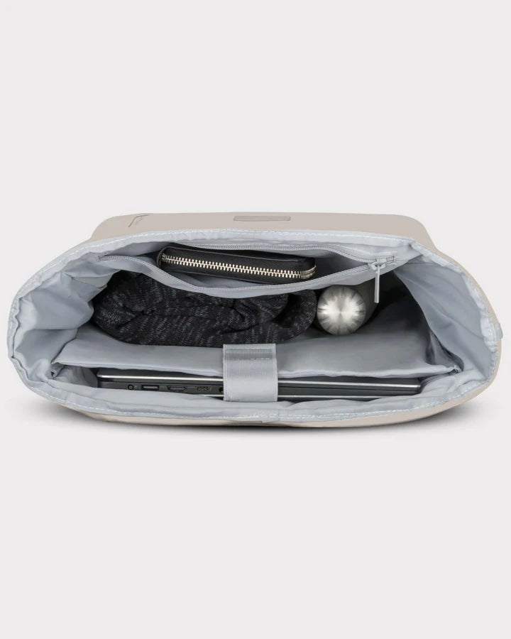 JOHNNY URBAN Rolltop Backpack "Robin Large"