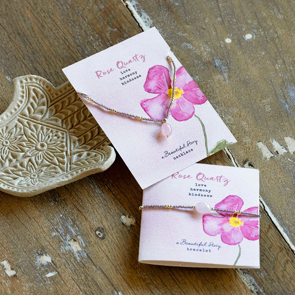 A BEAUTIFUL STORY Kette mit handgemalter Geschenkkarte