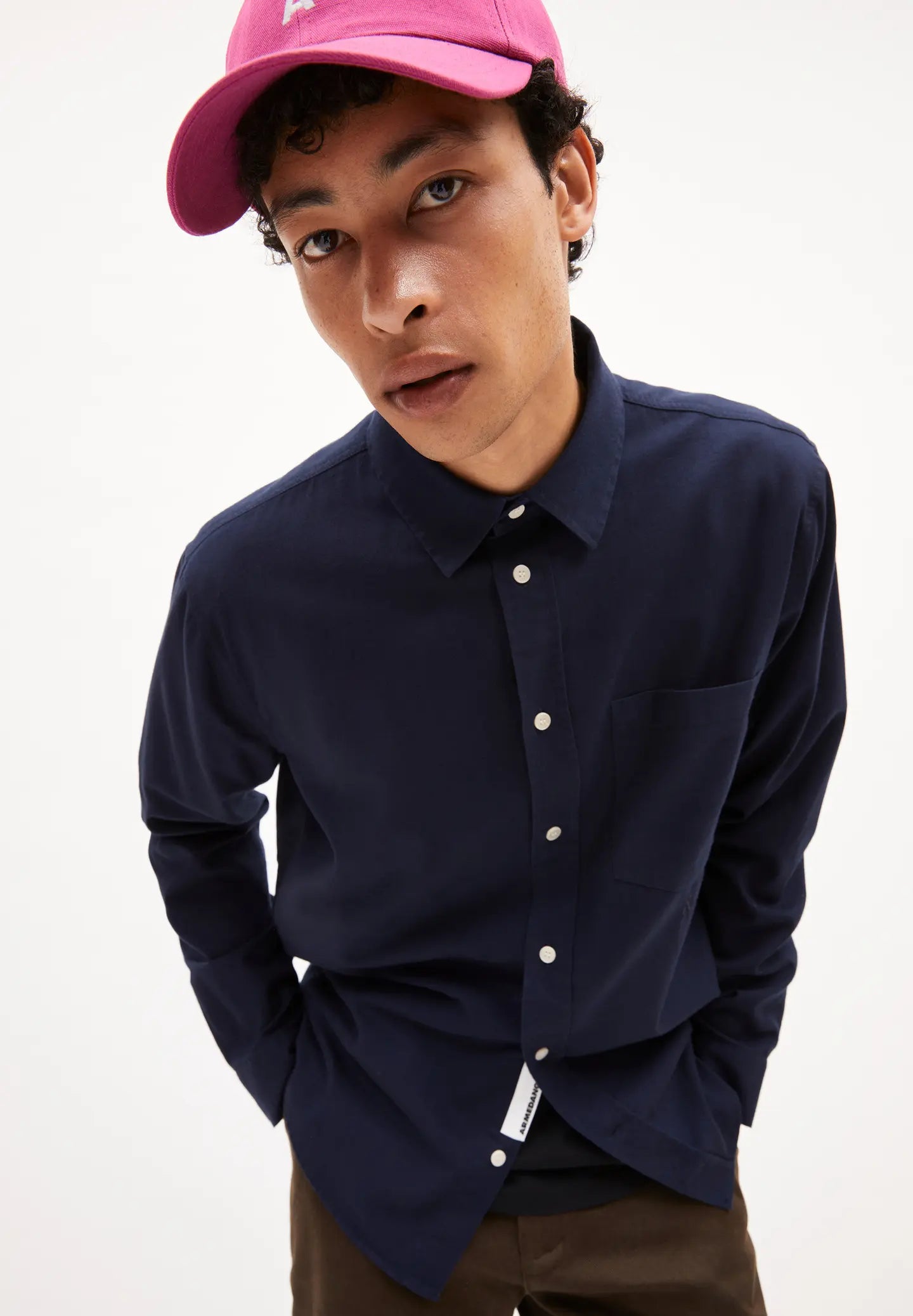 Yenaas bold crushed berry