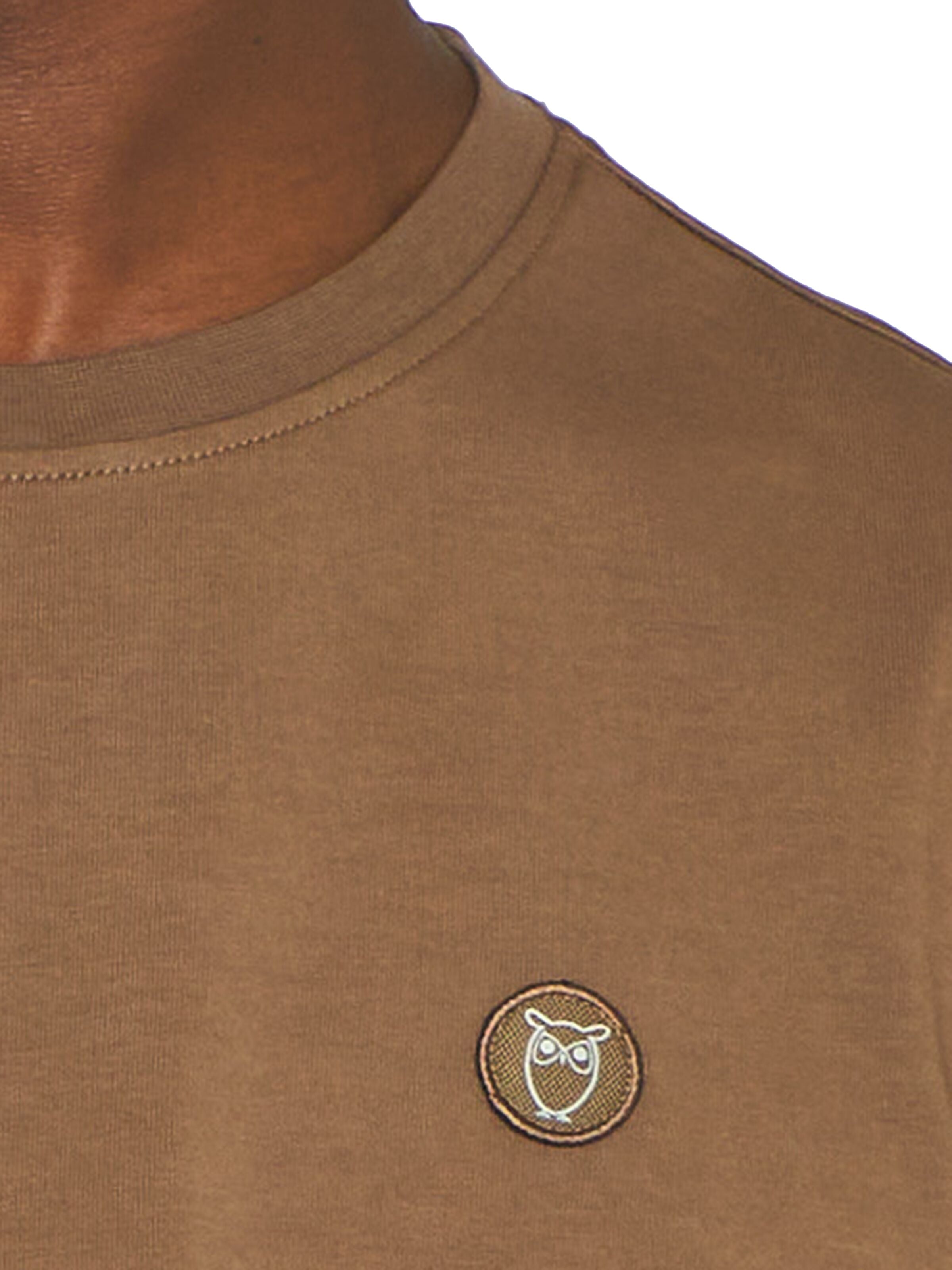KNOWLEDGE COTTON APPAREL Badge Core T-Shirt