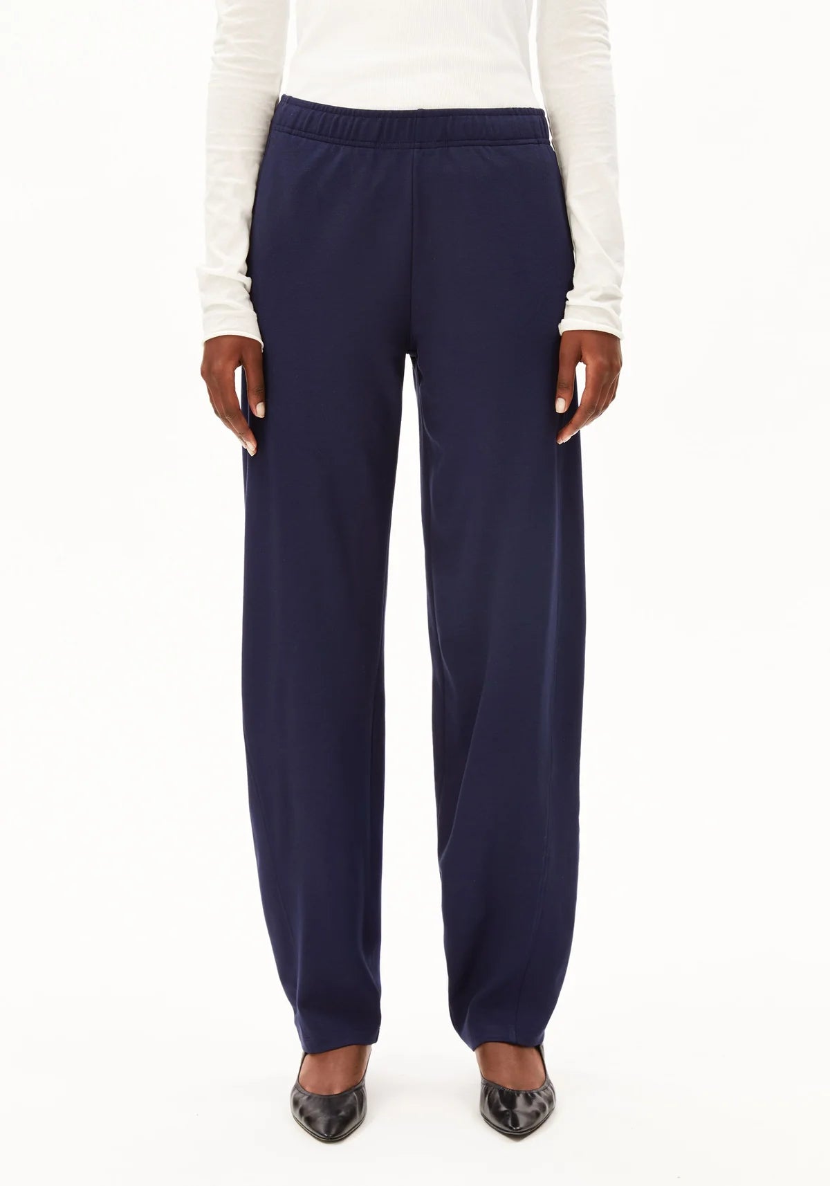 ARMEDANGELS BASIC BARREL JERSEYHOSE