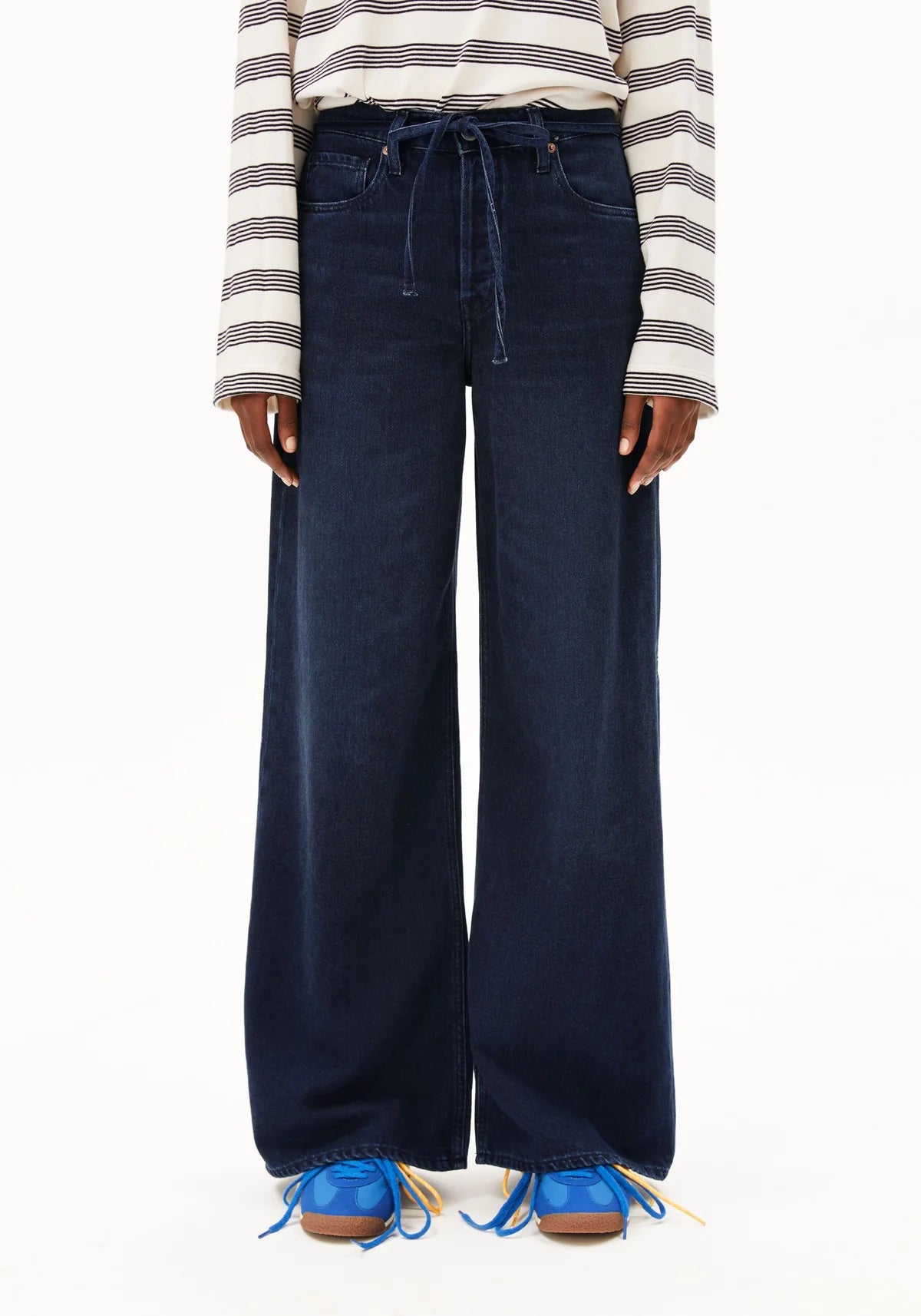 ARMEDANGELS Mid Waist Wide Jeans Astraeaas