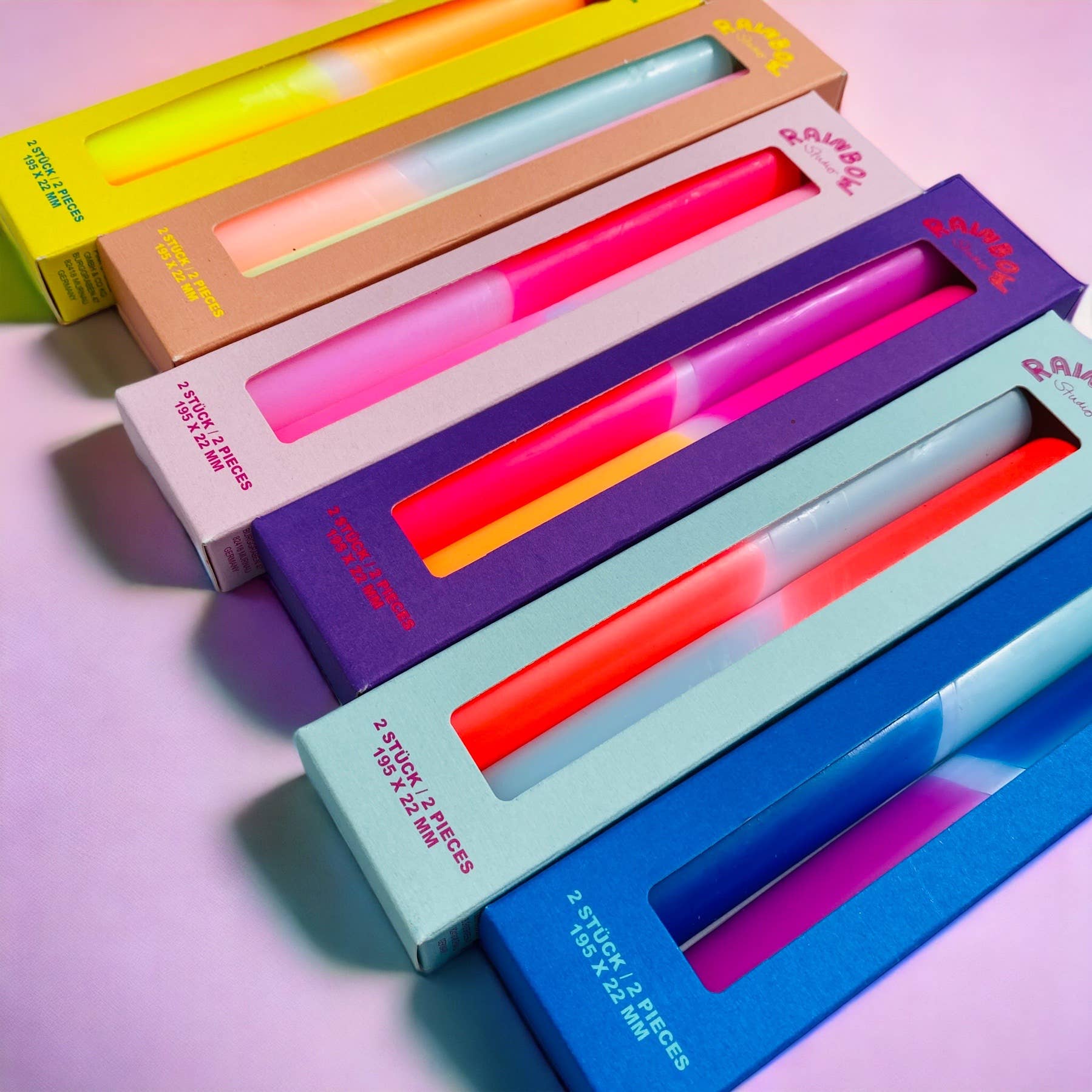PINK STORIES Rainbow Neon Kerzen - 2er-Set