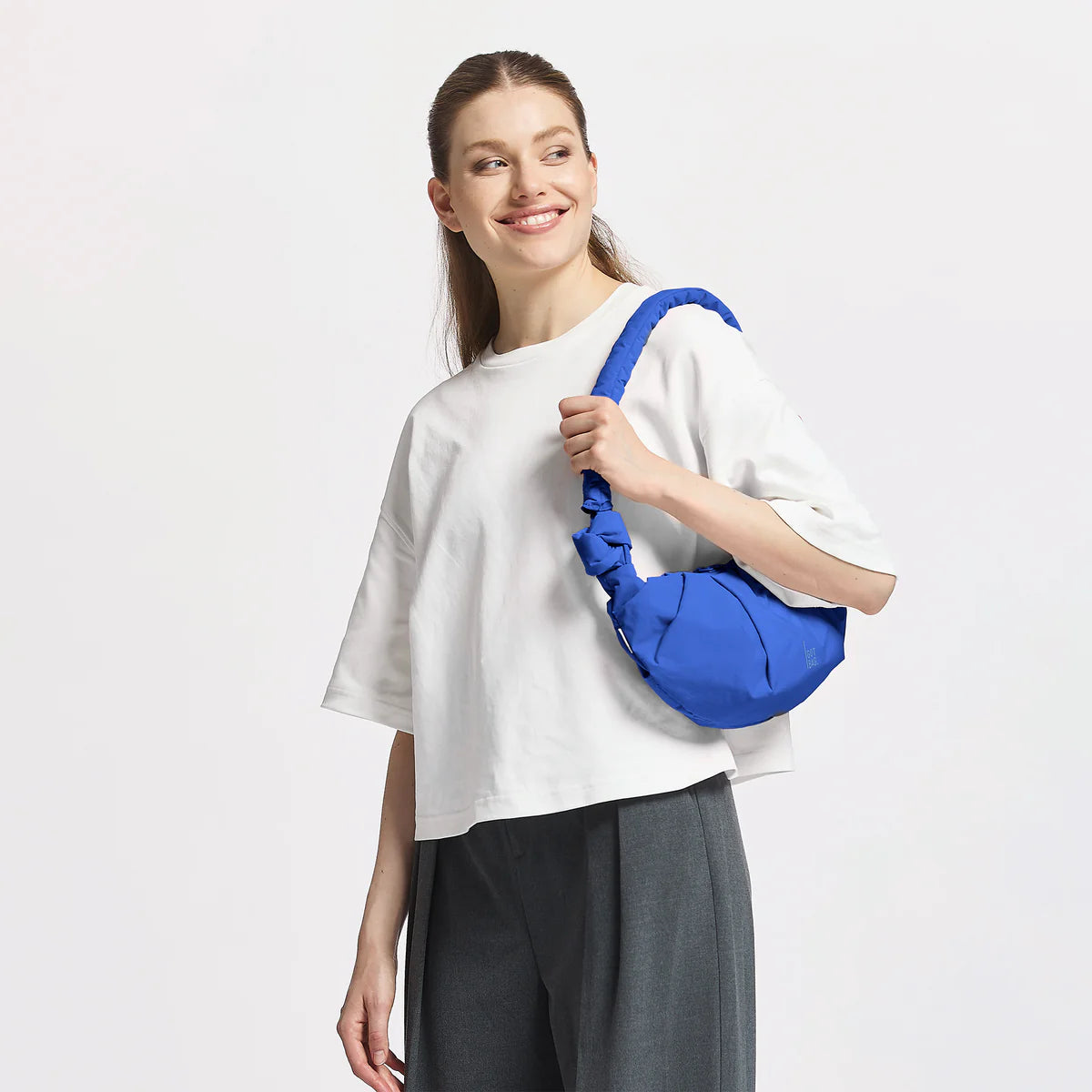 GOT BAG Pleat Moon Bag Small
