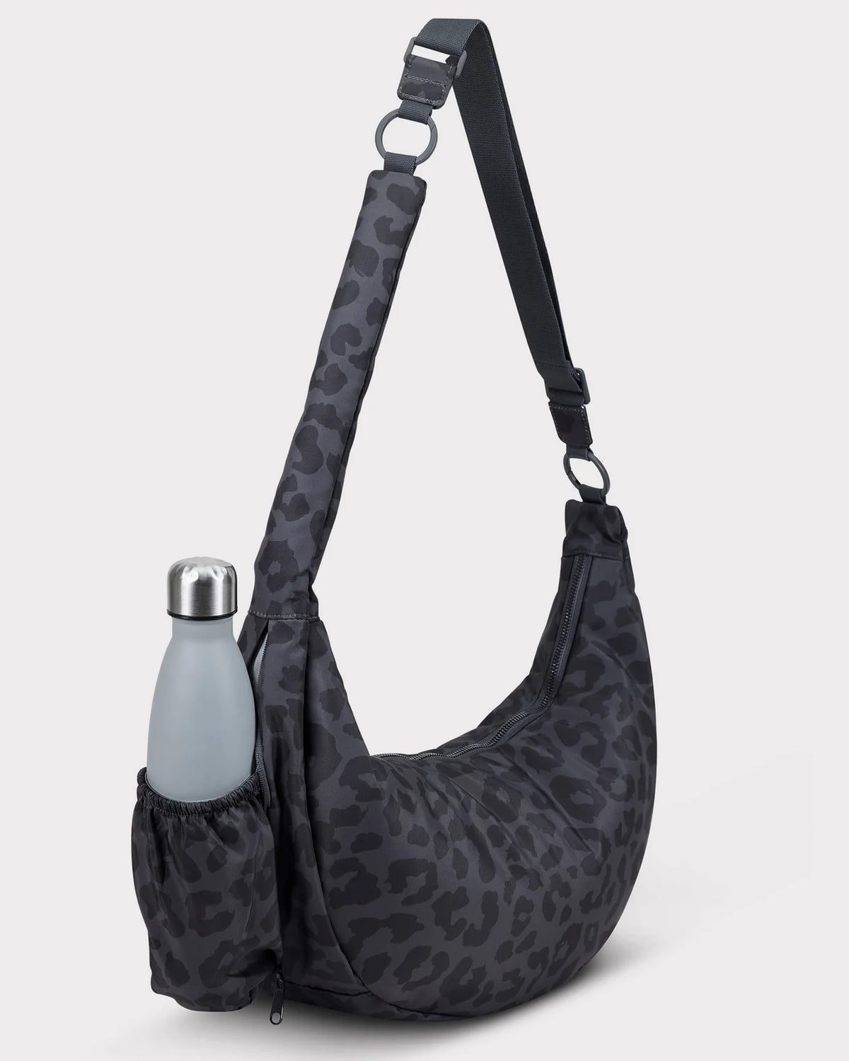 JOHNNY URBAN Half Moon Bag Lou Medium