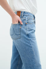 KUYICHI Rosa Straight Jeans