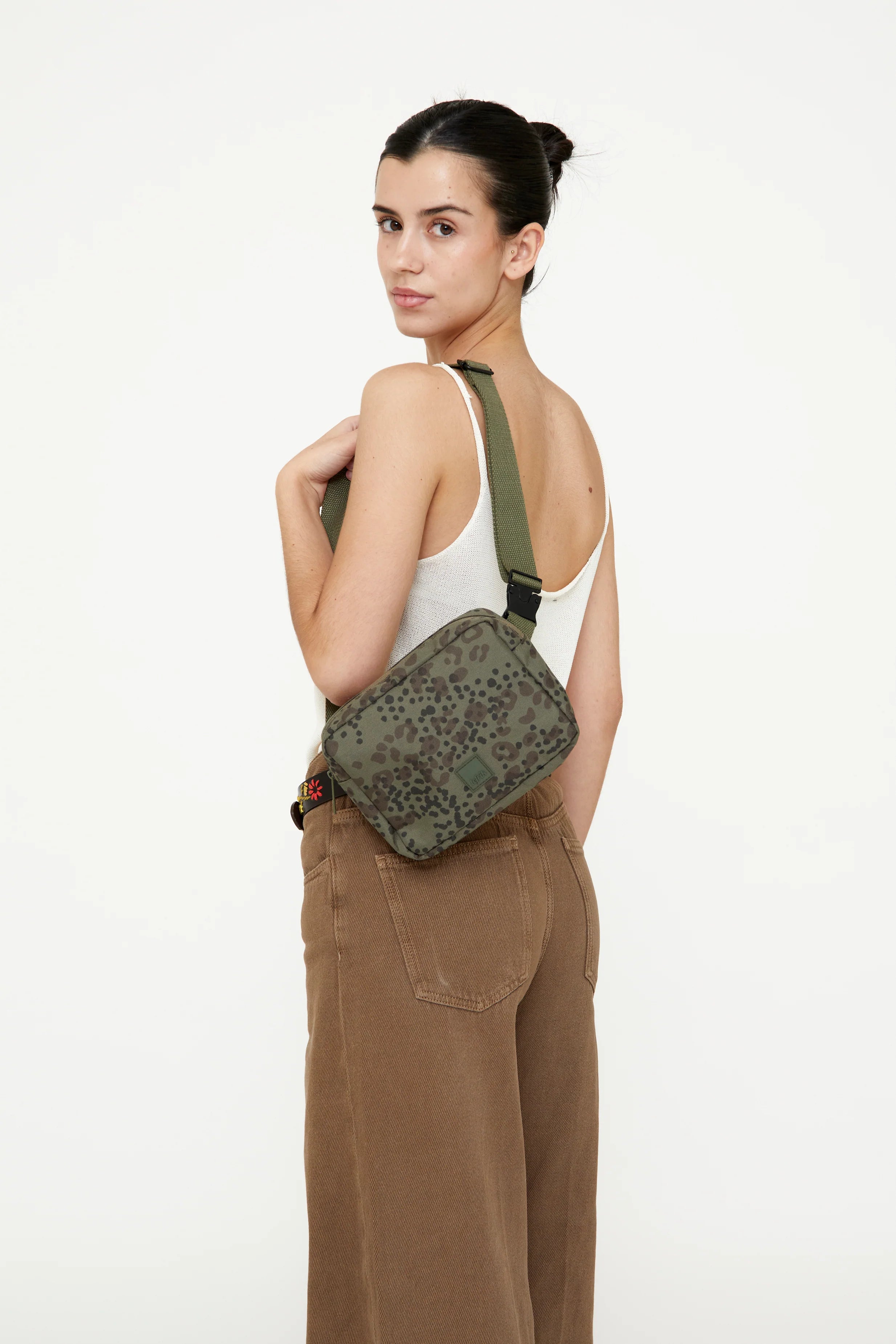 LEFRIK Reef Crossbody