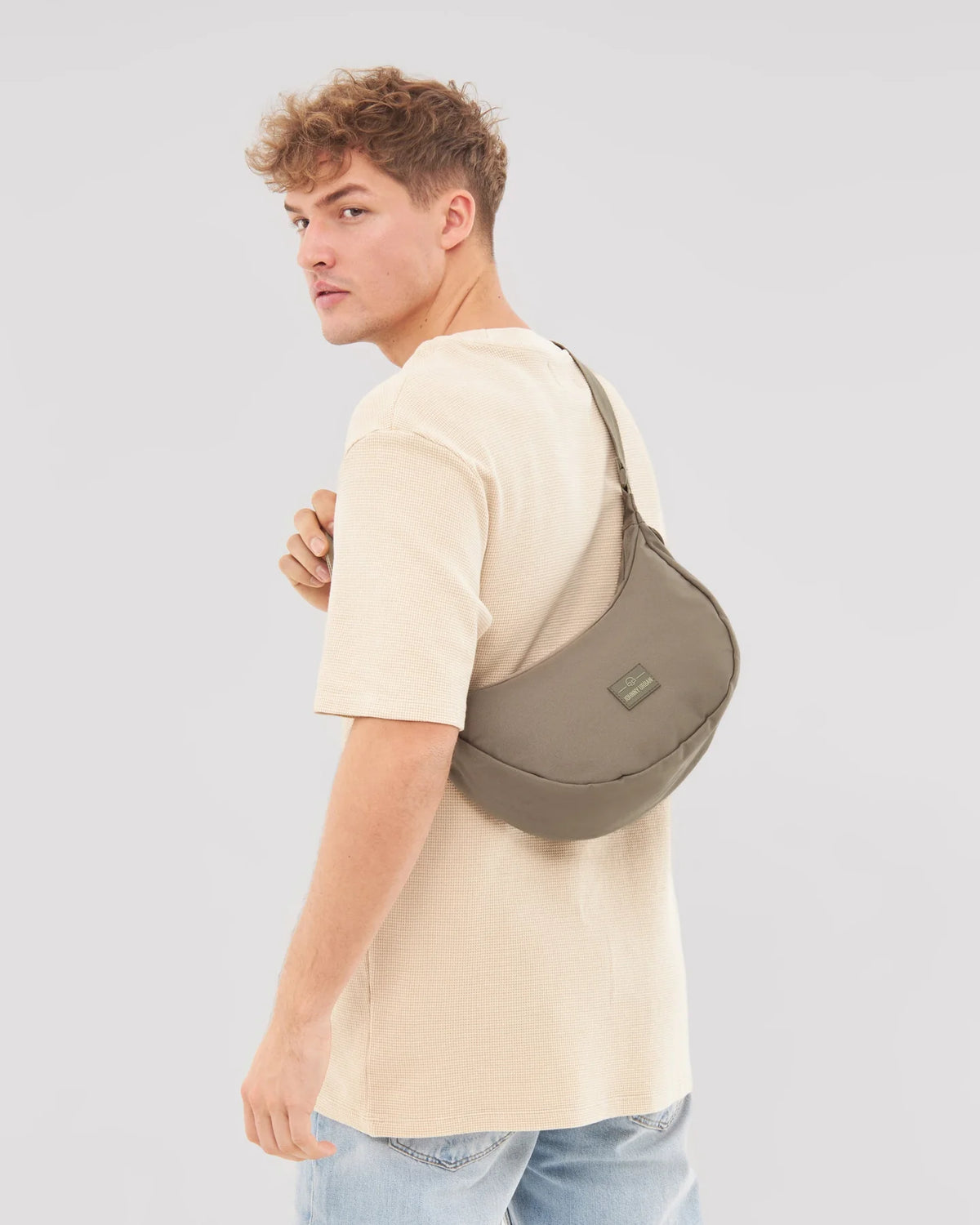 JOHNNY URBAN Half Moon Bag Ally Medium
