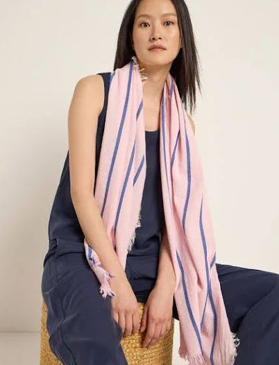 Lanius Schal mit Streifen