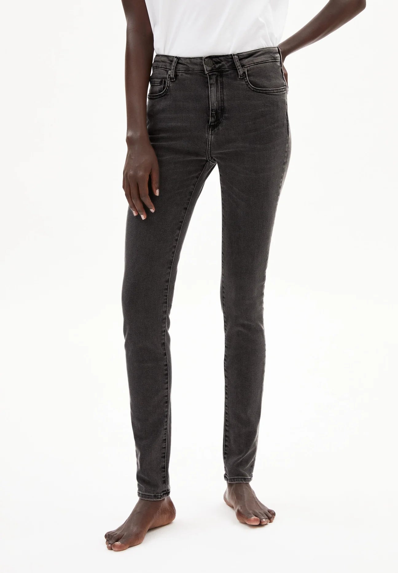 ARMEDANGELS Jeans Tillaa X Stretch - coal mine Gr. 25/28